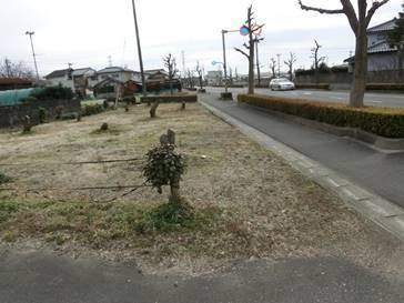 ��, ���O, ���H, �X�g���[�g ���܂܂�Ă���摜

�����I�ɐ������ꂽ����